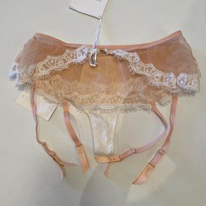 BNWT Mimi Holiday Dream Girl Garter Panties Pink White Medium